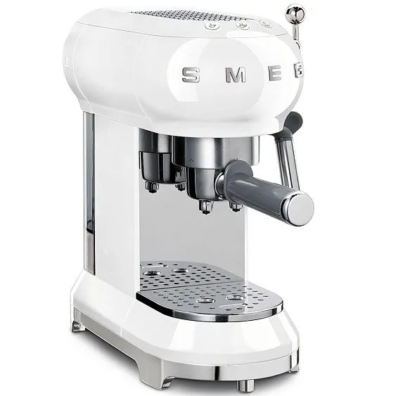 Кофеварка SMEG ECF01WHEU